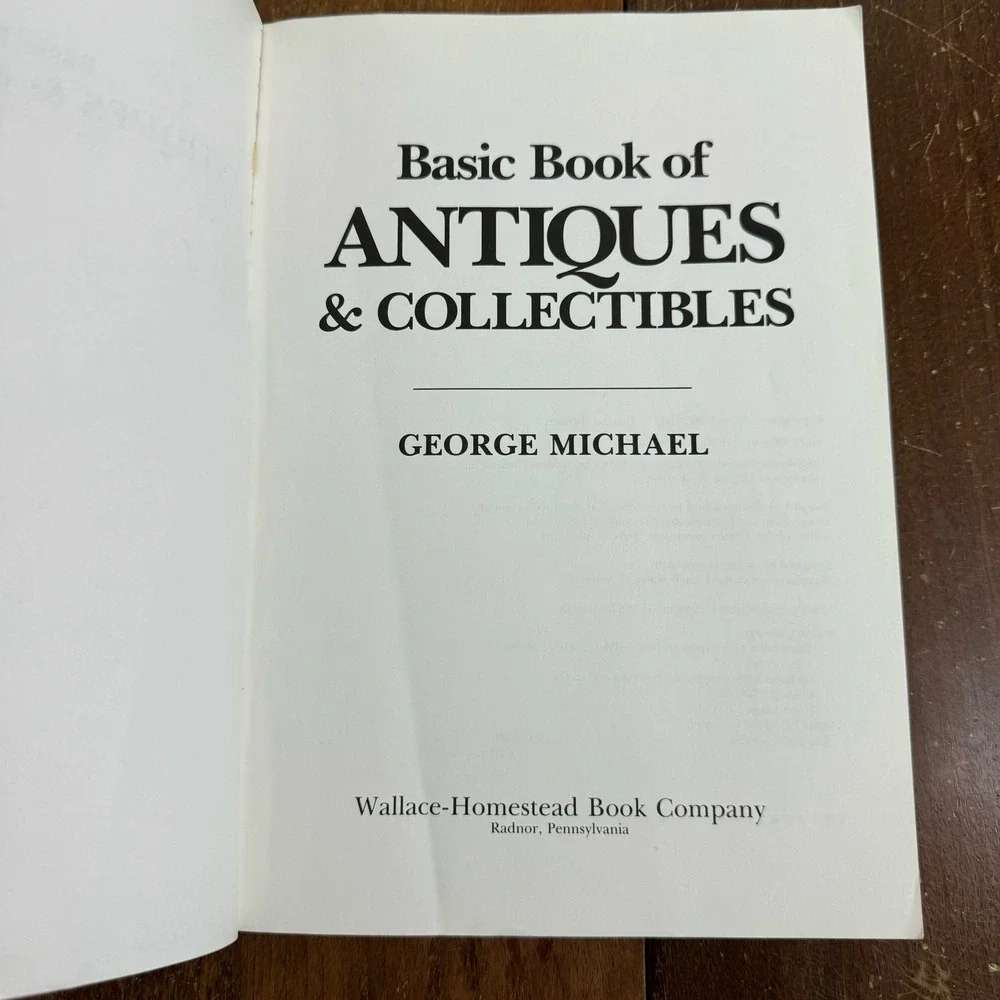 Basic Book‎ of Antiques & Collectibles George Michael 1992 Paper back Book